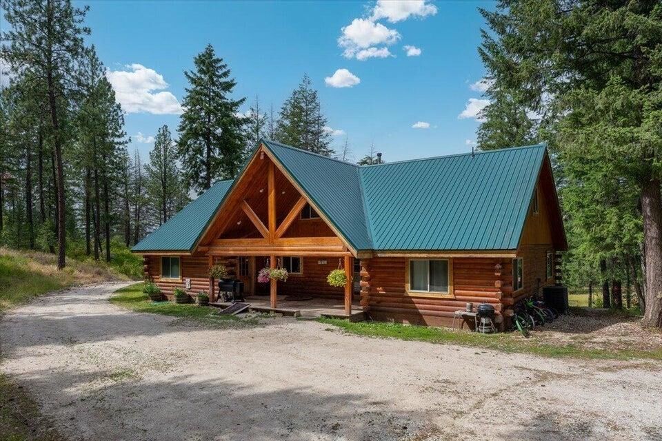 Property Photo: 5249 Happy Hill Rd WA 99034