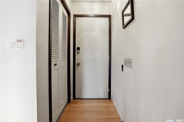 Property Photo:  83 Fuhrmann Crescent  SK S4R 5A4 