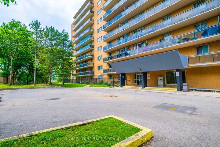 Property Photo: 100 Dundalk Drive 707 ON M1P 4V2