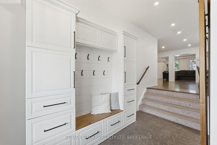 Property Photo: 8571 Dogwood Crescent ON L2H 0K7