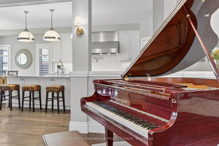 Property Photo: 36 Kayla Crescent ON L9Y 5K8