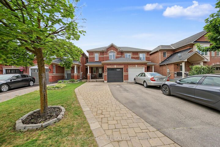Property Photo:  70 Winners Circle  ON L7A 1W2 