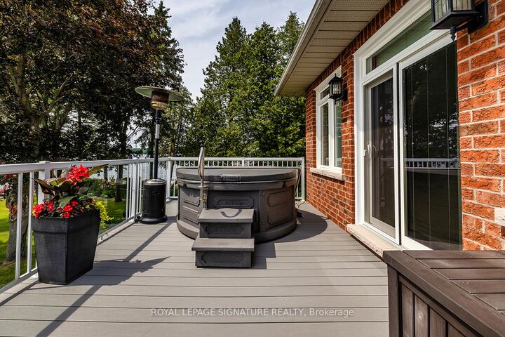Property Photo: 1524 Westview Crescent ON K0L 2H0