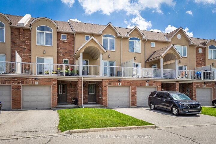 Property Photo: 1253 Silvan Forest Drive 7 ON L7M 0B7