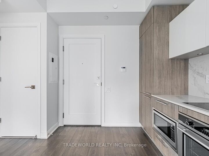 Property Photo:  50 Charles Street E 1004  ON M4Y 0C3 