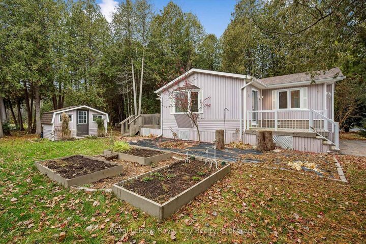 Property Photo: 10 Spruce Avenue ON N0B 2J0