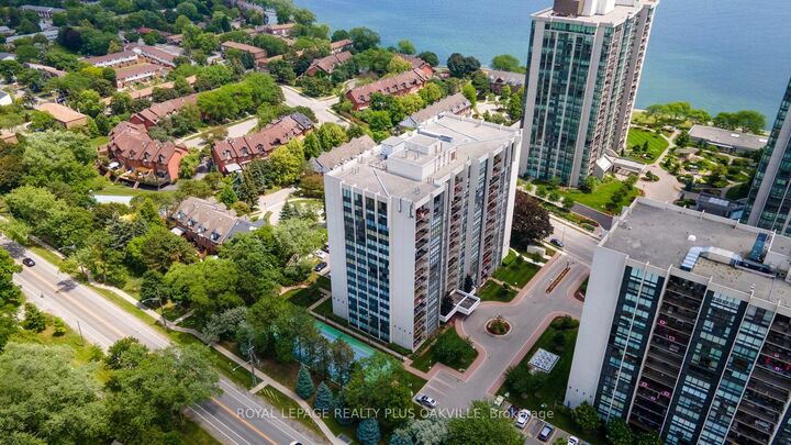 2175 Marine Drive 102 — photo 1