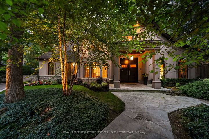 Property Photo: 1554 Birchwood Drive ON L5J 1T6