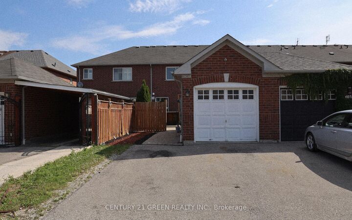 Property Photo: 6038 Silken Laumann Way ON L5V 3A3
