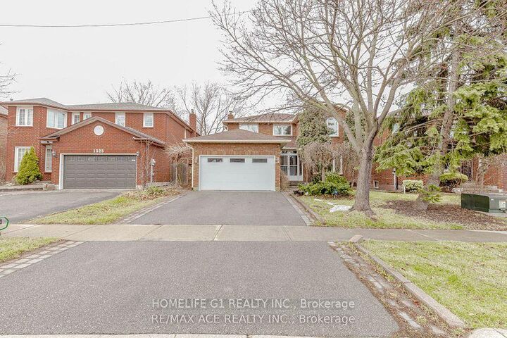Property Photo: 1319 Greenwood Crescent ON L6J 6V7