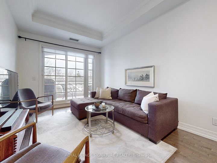 Property Photo: 21 Burkebrook Place 324 ON M4G 0A2