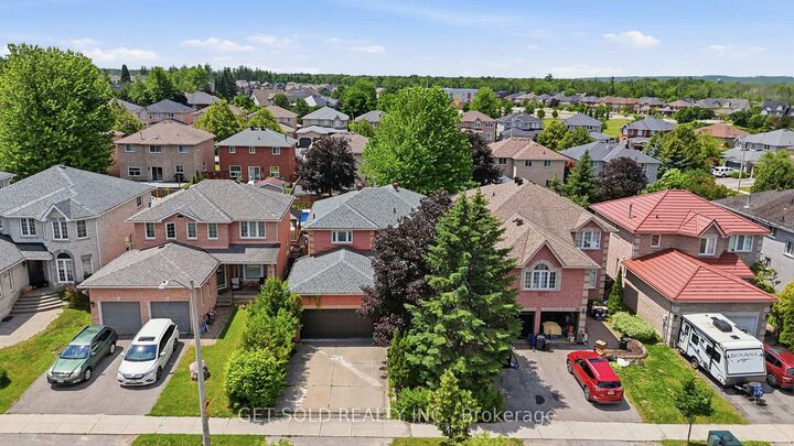 28 Hawkins Drive — photo 1