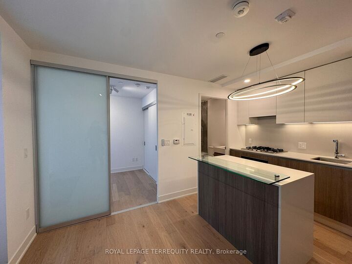 Property Photo: 200 Keewatin Avenue 103 ON M4P 0G4