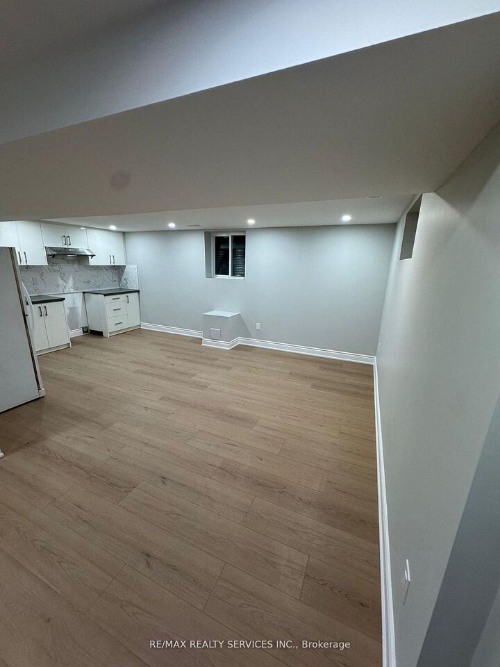 Property Photo: 41 Maclaren Avenue Basement ON L4N 3Y1