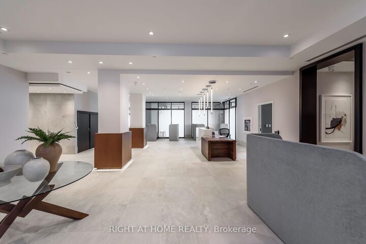 Property Photo:  385 Winston Road 701  ON L3M 0J3 