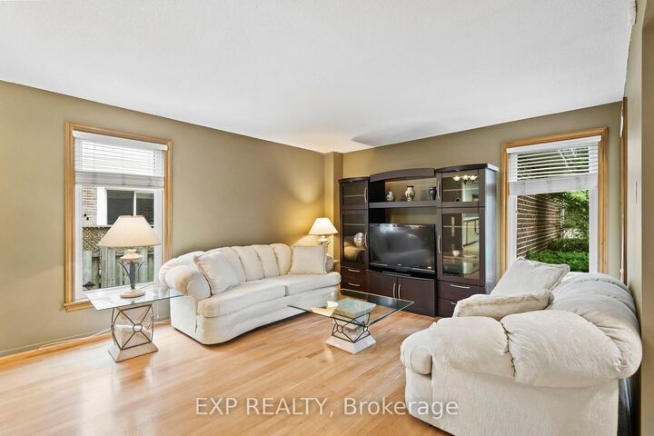 Property Photo: 25 Lilac Avenue ON L3T 5K1