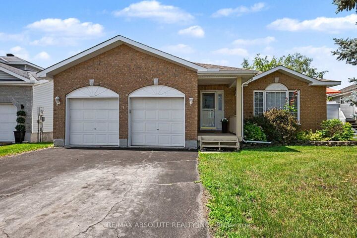 1 River Ridge Crescent — photo 1