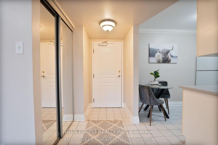 Property Photo:  1275 Bentley Drive 310  ON N5V 4M4 
