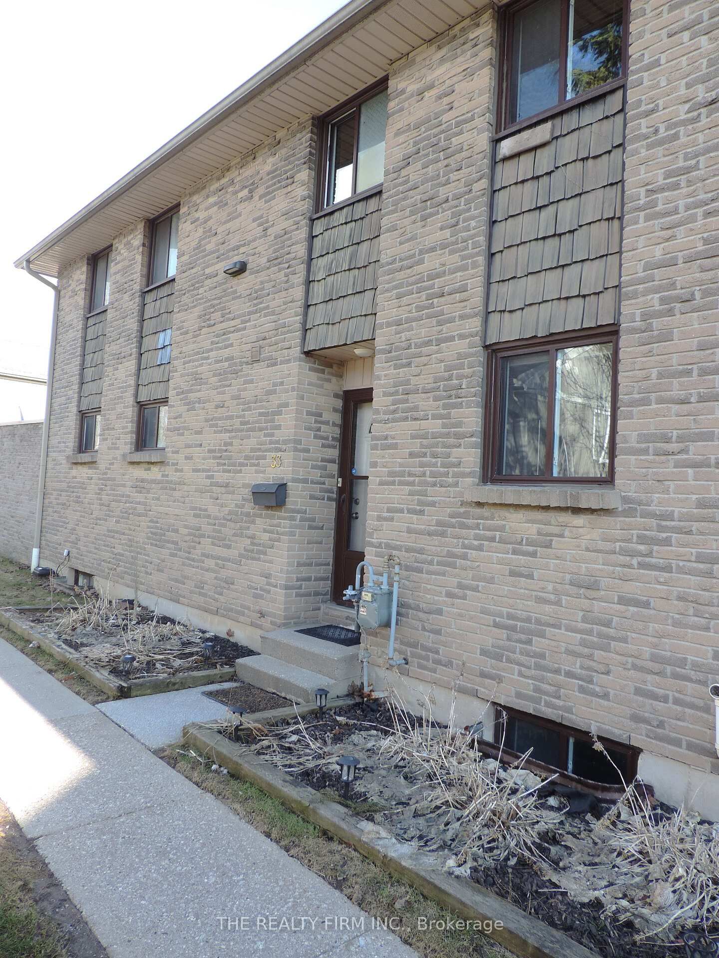 Property Photo: 474 Southdale Road E 33 ON N6E 1A4