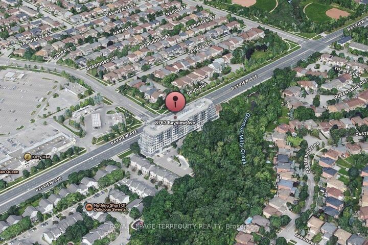Property Photo: 8763 Bayview Avenue 230 ON L4B 3V1