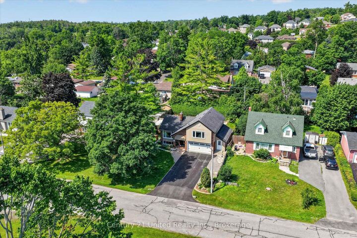 Property Photo: 83 Nevin Avenue ON K9J 6E9