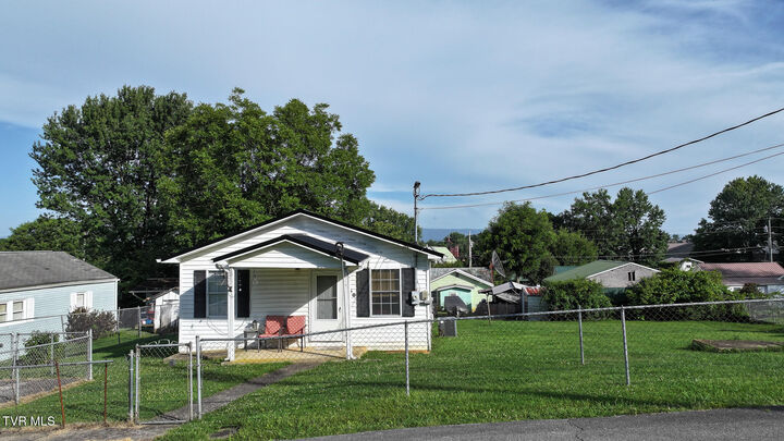 Property Photo: 330 Royal Street 330 TN 37745