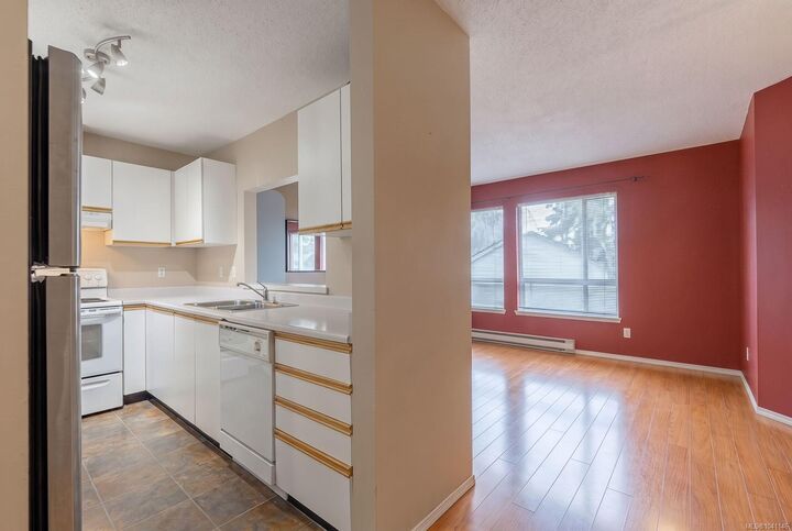 Property Photo: 1912 Bowen Rd #307 BC V9S 5S6