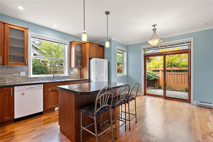 Property Photo: 10520 McDonald Park Rd #5 BC V8L 3J1