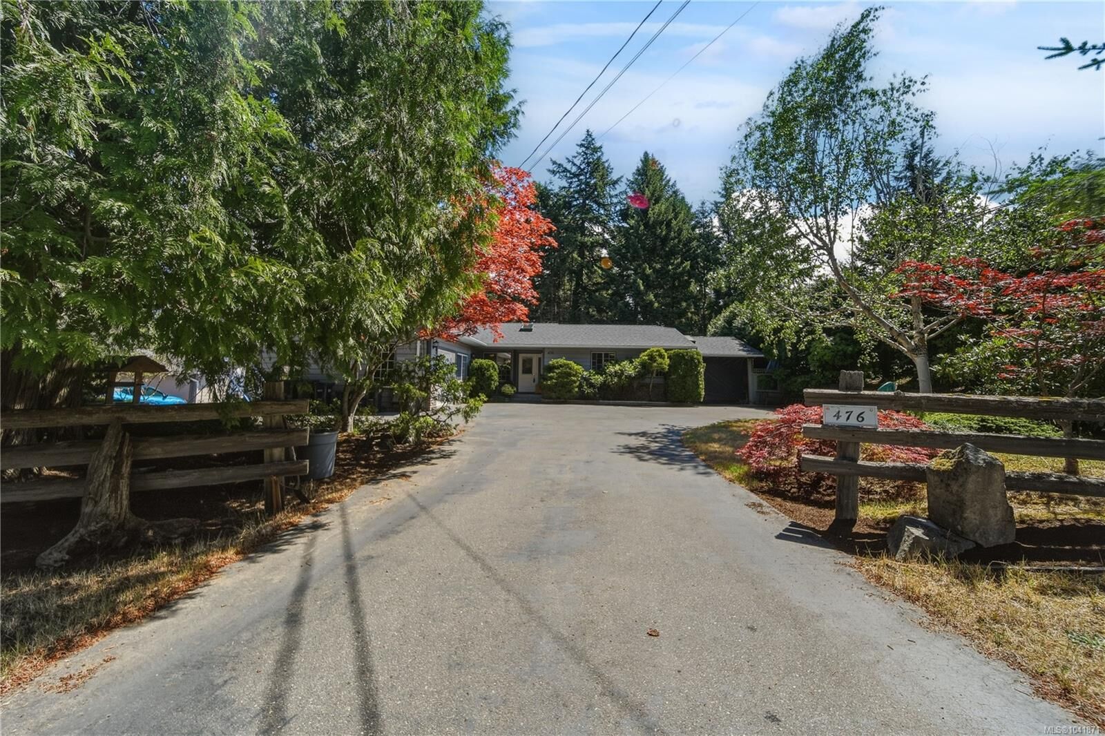 Property Photo: 476 Qualicum Rd BC V9K 1B2