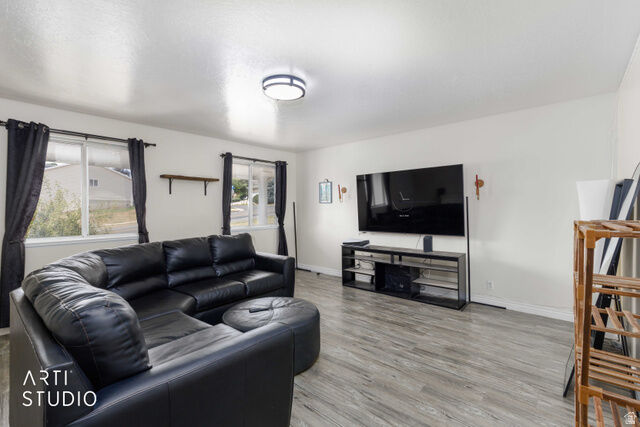 Property Photo:  1266 E Cherry Ln  UT 84040 