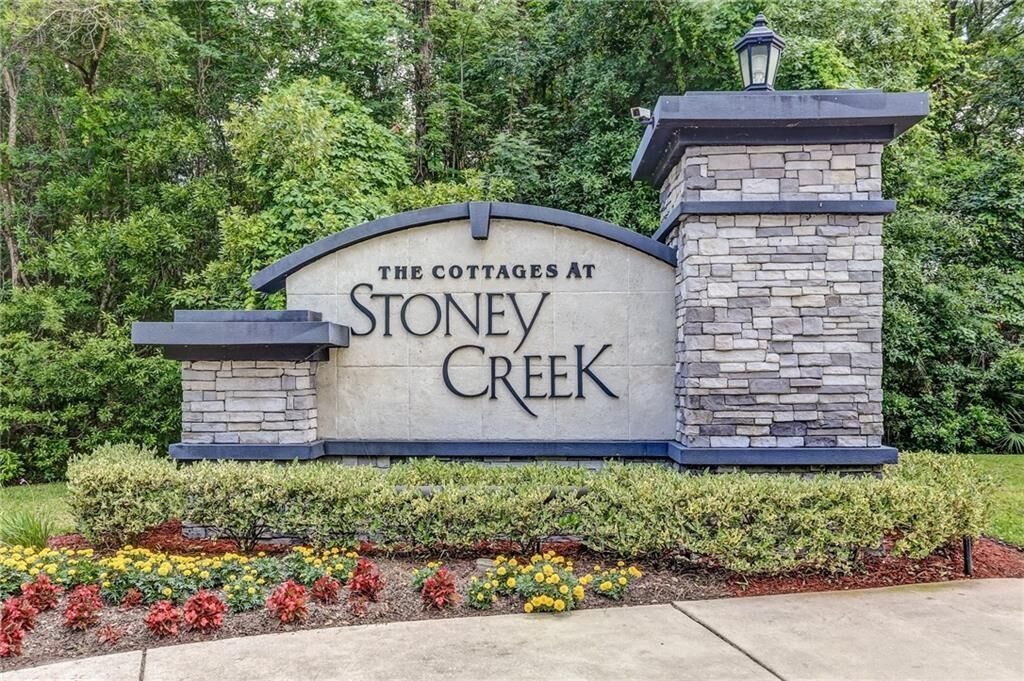 Property Photo: 96029 Cottage Court FL 32034