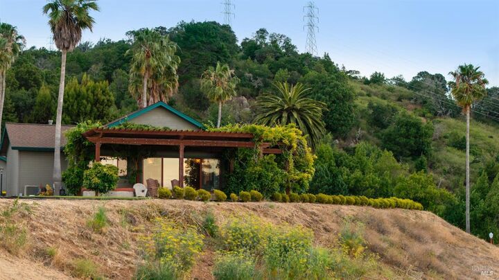 Property Photo:  300 Margarita Drive  CA 94901 