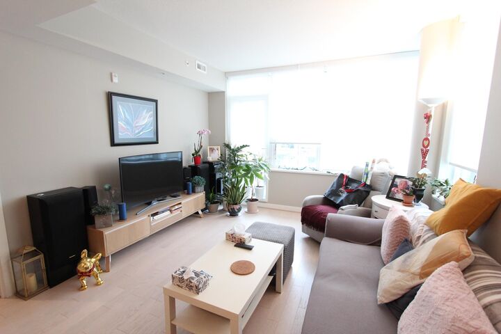 Property Photo: 505 W 30th Avenue 202 BC V5Z 0G4