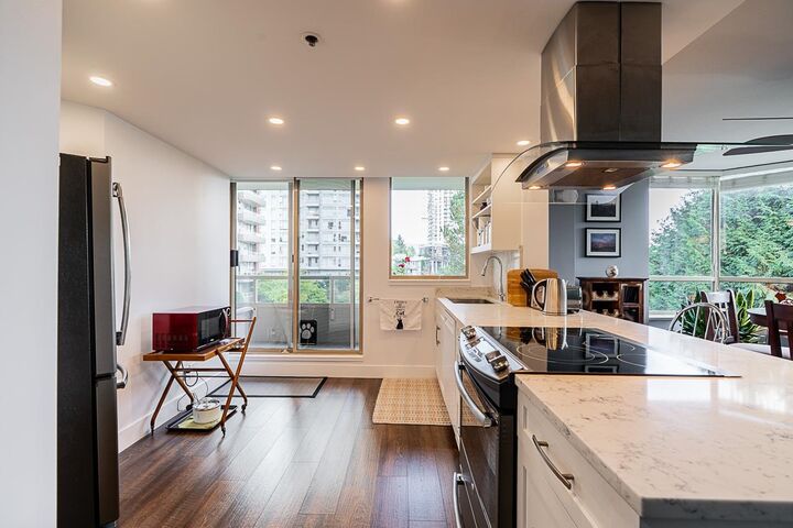 Property Photo: 728 Farrow Street 402 BC V3J 3S6