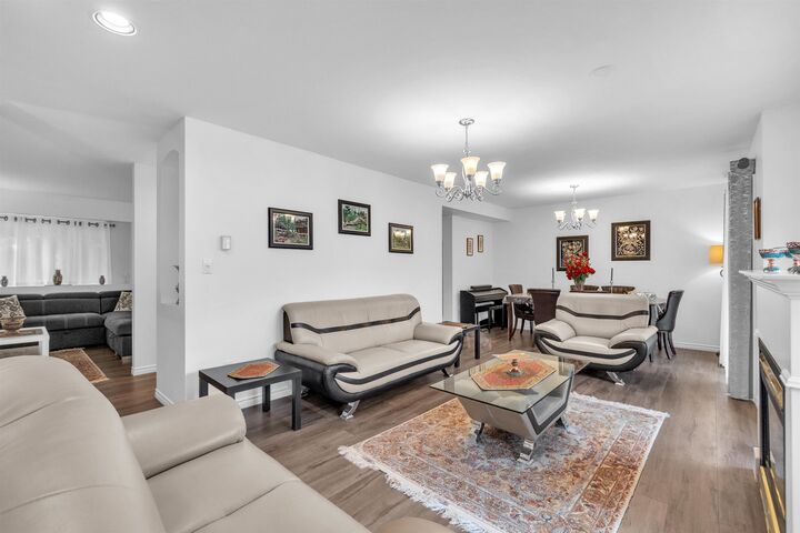 2382 Parkway Boulevard 5 — photo 1