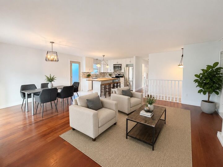 Property Photo: 1944 Prairie Avenue BC V3B 1V4