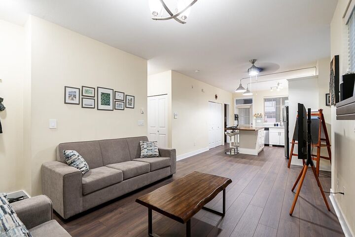 Property Photo: 19478 65 Avenue 27 BC V4N 5X5