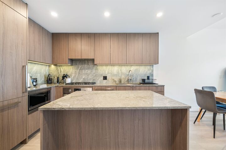 Property Photo: 626 Claremont Street 1806 BC V3J 0T1