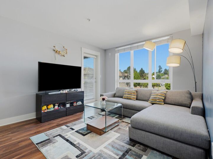 Property Photo:  85 Eighth Avenue 308  BC V3L 0E9 
