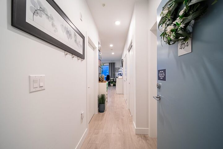 Property Photo: 2499 Rabbit Drive 404 BC V4M 0G4