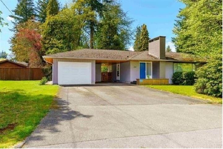 1209 Crest Court — photo 1