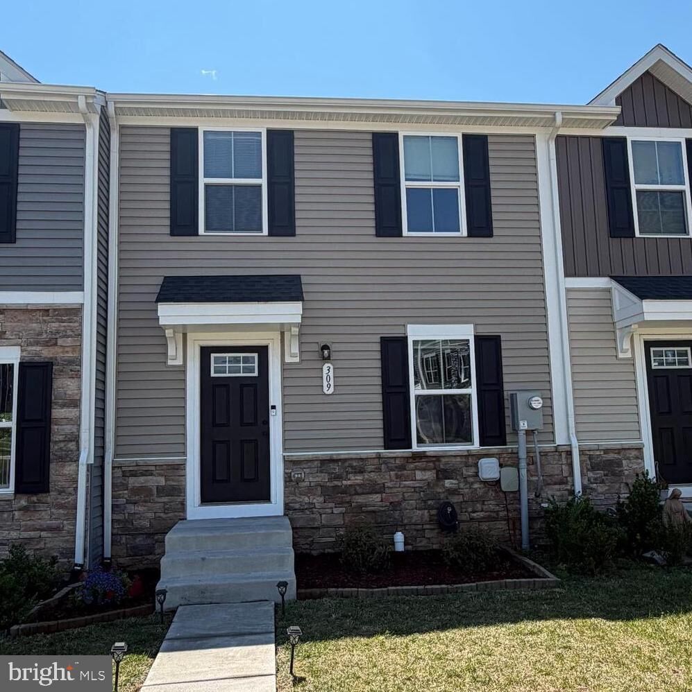 Property Photo:  309 Williams Street  VA 22657 