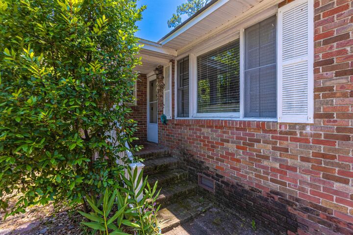 Property Photo:  611 Collins St.  SC 29577 