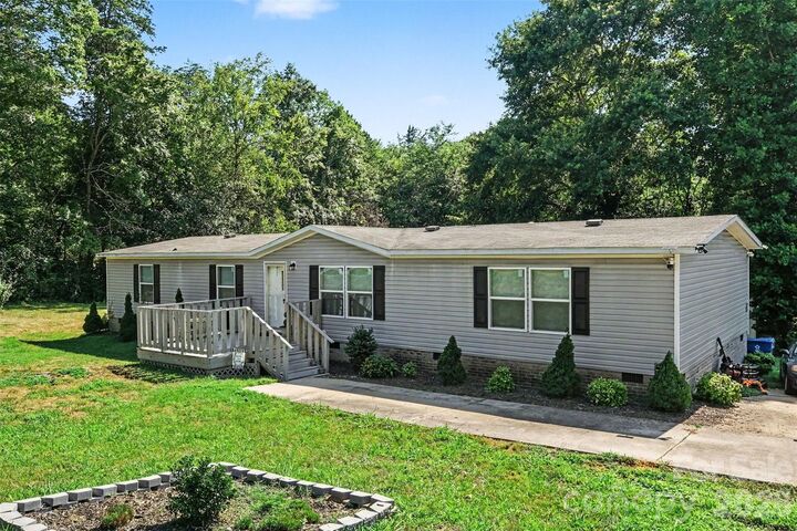 Property Photo:  2246 Emerald Mine Road  NC 28152 