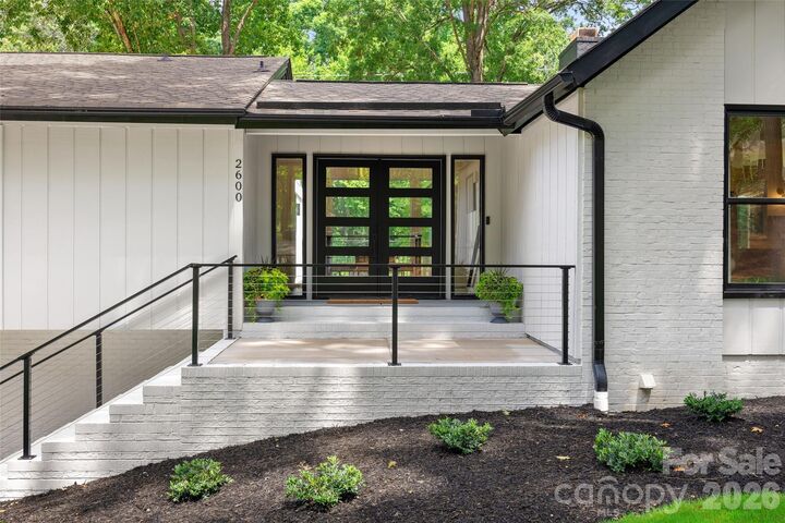 Property Photo:  2600 Vardall Court  NC 28226 