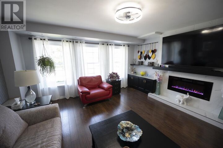 Property Photo: 374 Mary Street East ON P7E 4J9