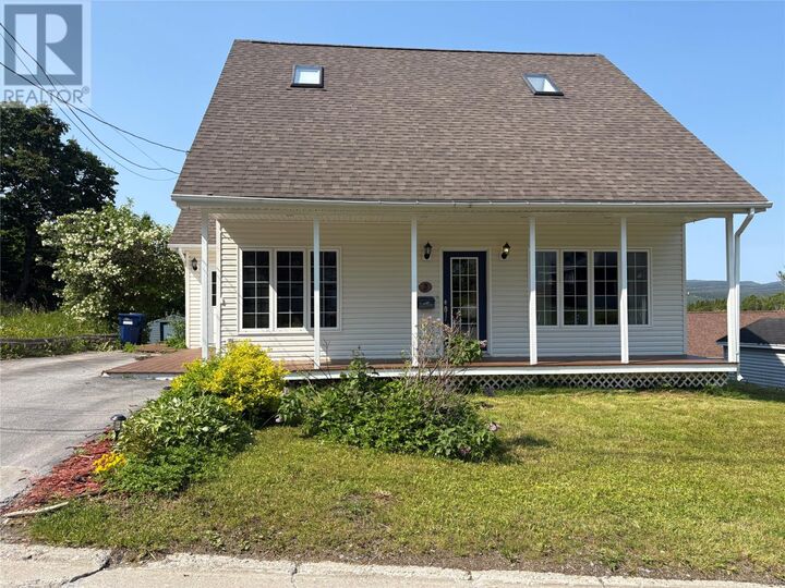 Property Photo:  2 Clifton Road  NL A2H 3W8 