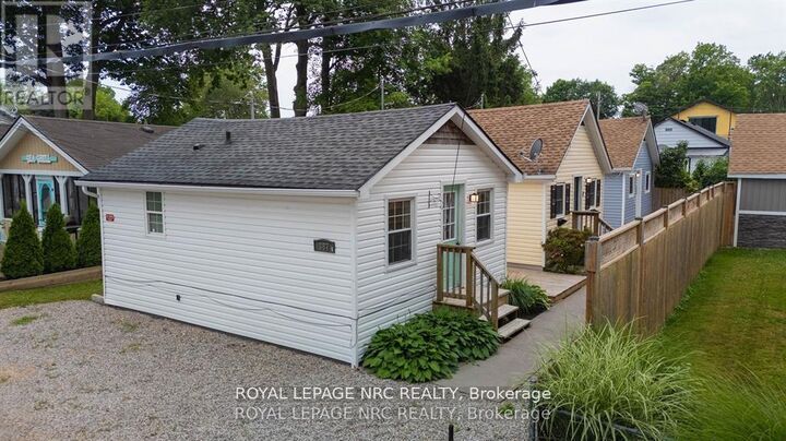 Property Photo: 387 Elmwood Avenue ON L0S 1B0