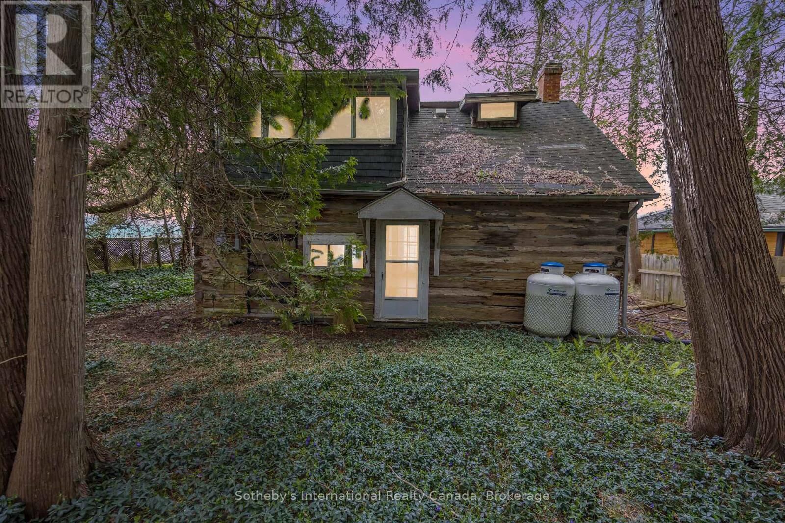 Property Photo: 199 Cedar Avenue ON N4L 1W5