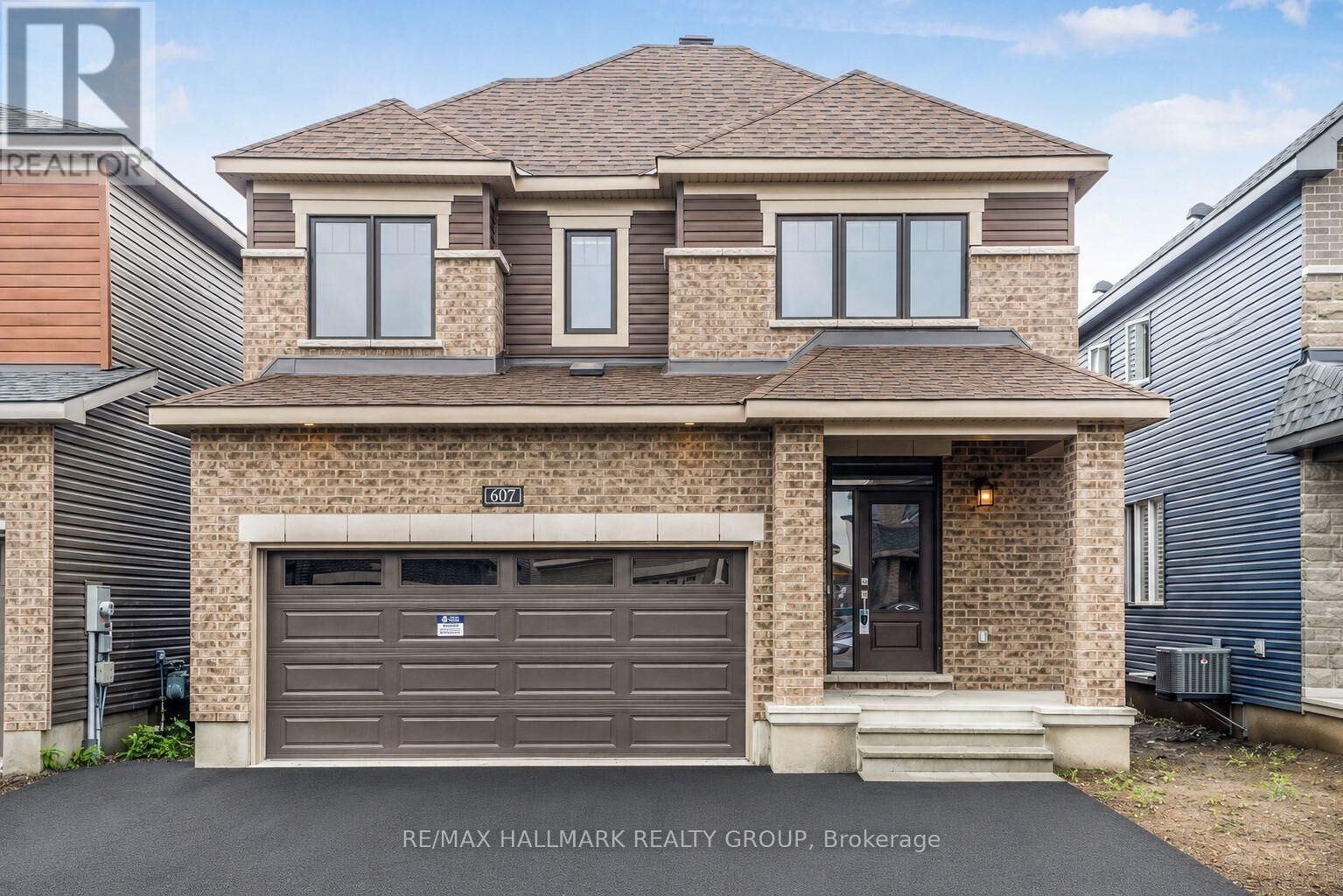 Property Photo: 607 Idyllice Terrace ON K4A 5N9